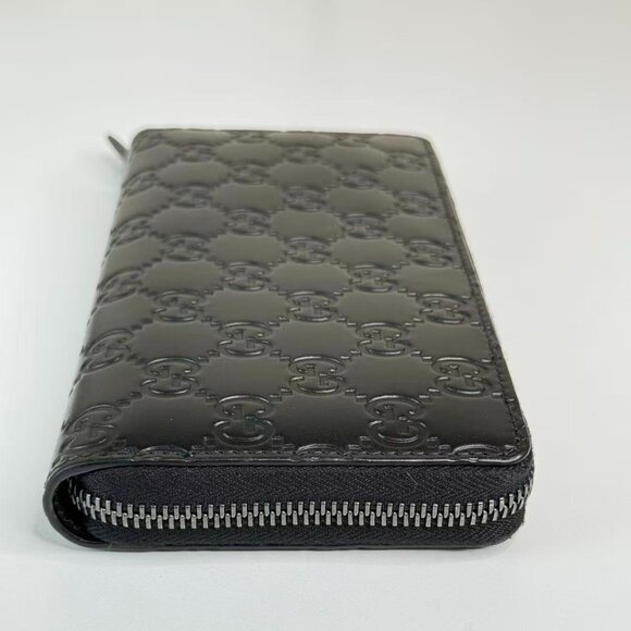 Gucci Black GG Logo Printed Wallet with Classic Logo Design - Picture 4 of 8